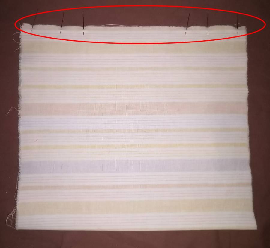 astridlibremasque3_epingles_en_haut.jpg astridlibremasque3_epingles_en_haut.jpg